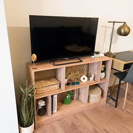 Artistic And Cozy In The Center Of Apartmán Sofie