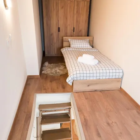 Artistic And Cozy In The Center Of Apartmán Sofie